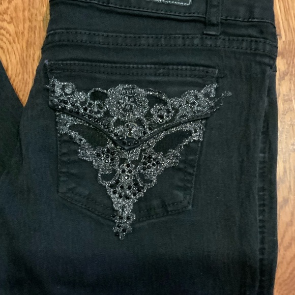 Red Rivet Bling Pockets Beads and Embroidery #GW - Picture 2 of 4